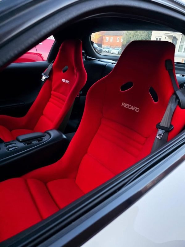 Recaro Mazda RZ / Spirit R Carbon Kevlar Seats.